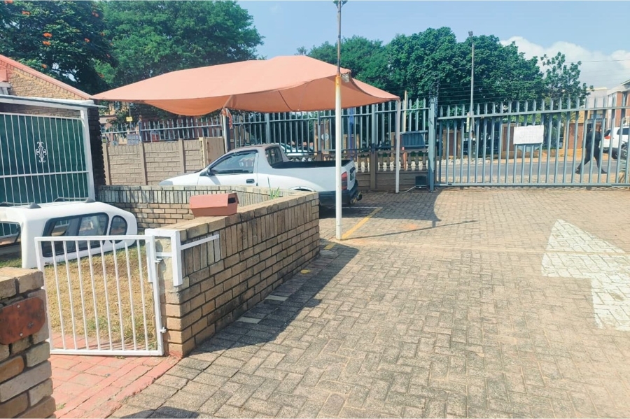 To Let 2 Bedroom Property for Rent in Rustenburg Central North West